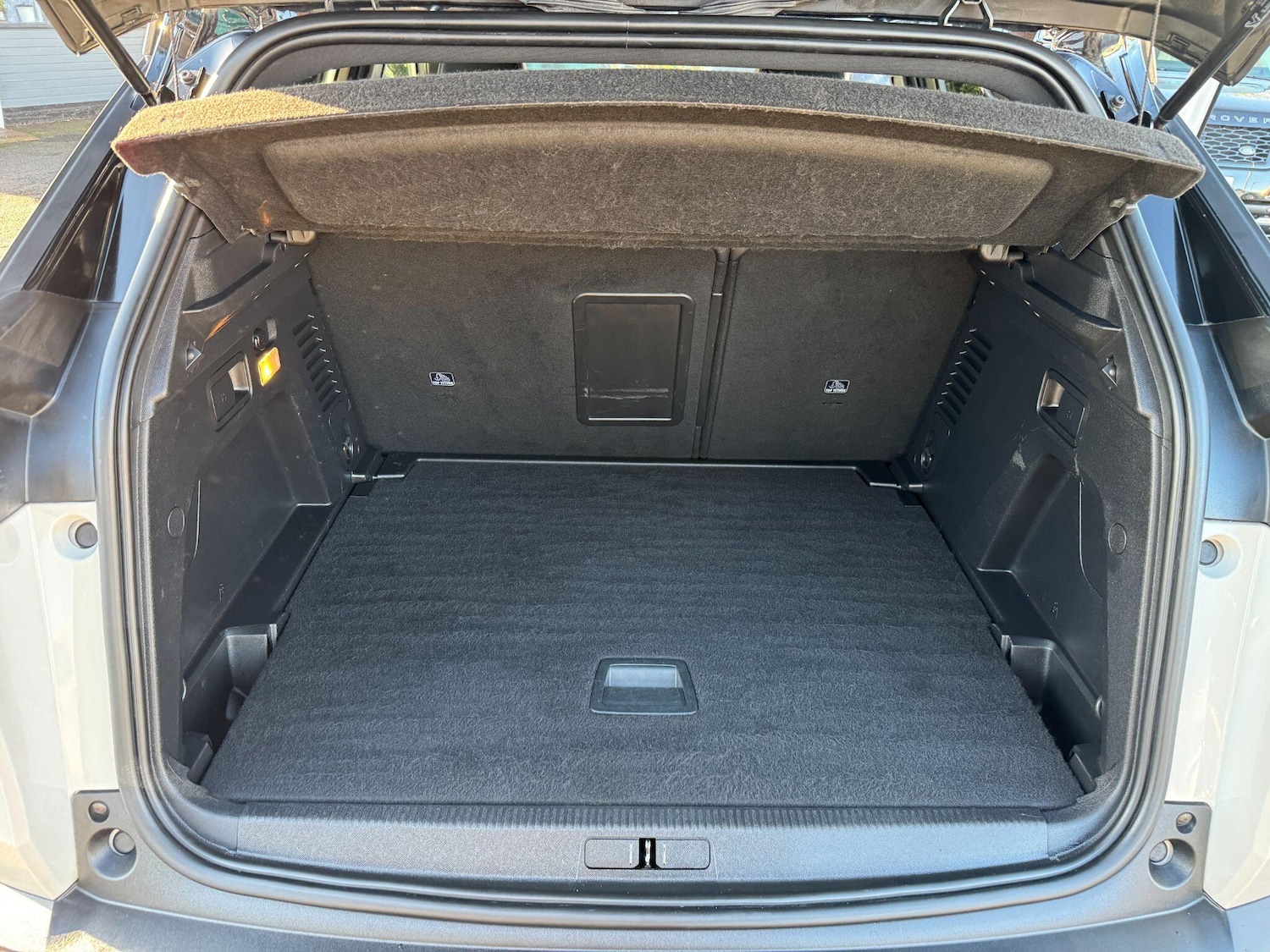 Used Peugeot 3008 2022 for sale - 76936273: Photo 16