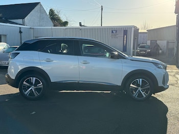 Used Peugeot 3008 2022 for sale - 76936273: Photo