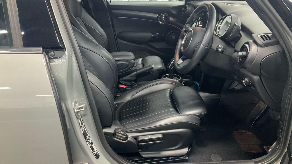 Used MINI Hatch 2022 for sale - 76976683: Photo 9