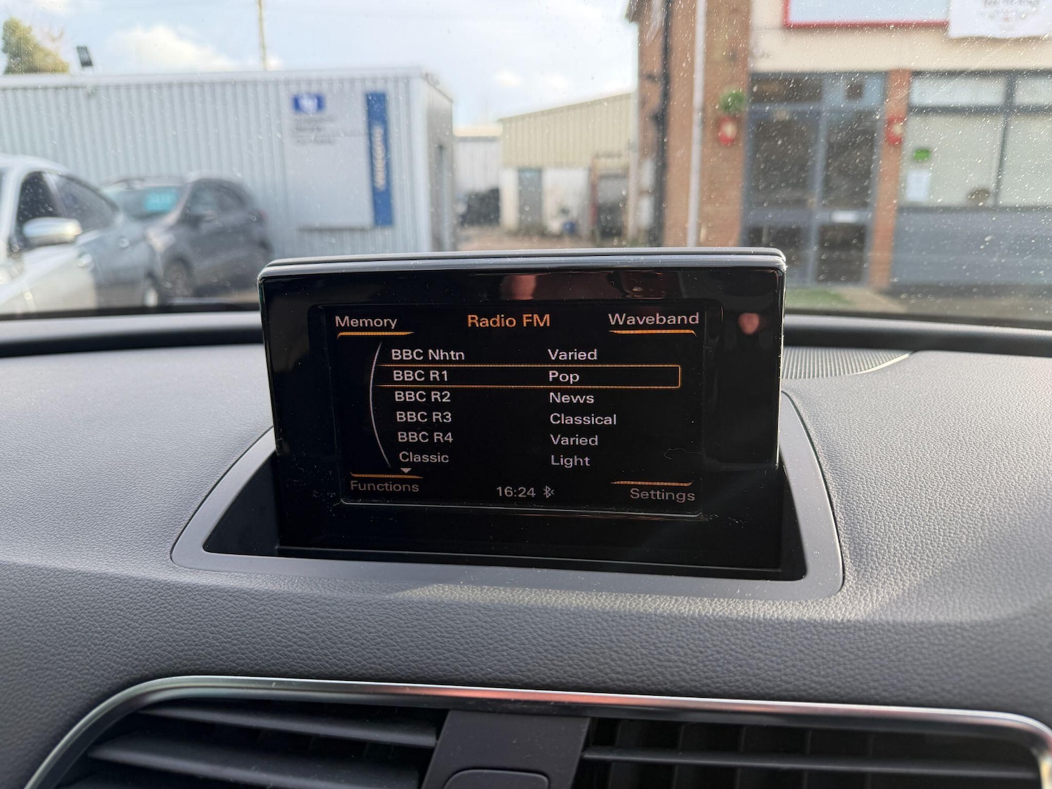 Used Audi Q3 2012 for sale - 77882726: Photo 6