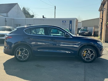Used Alfa Romeo Stelvio 2019 for sale - 77925450: Photo