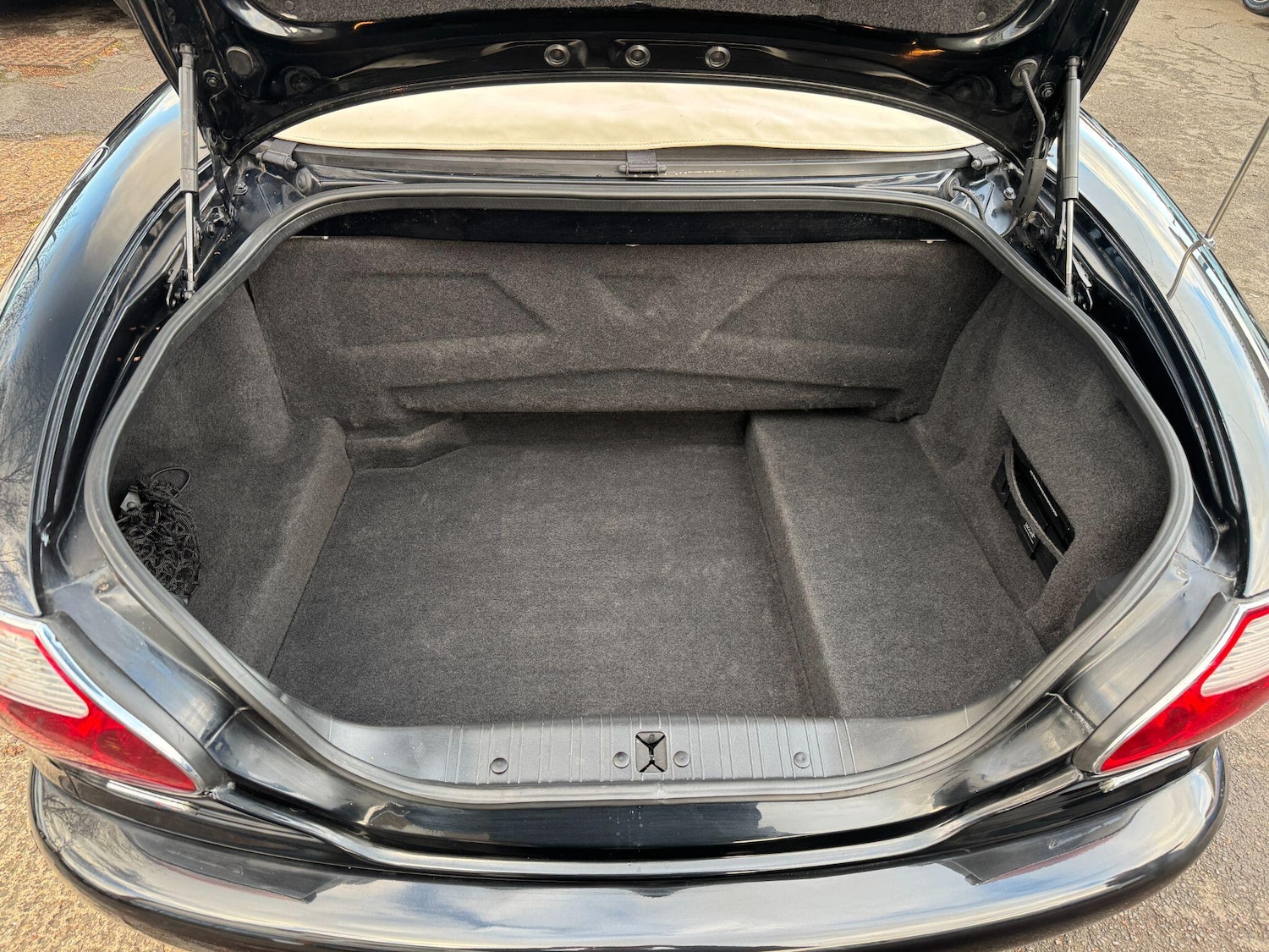 Used Jaguar XKR 2008 for sale - 76936061: Photo 12