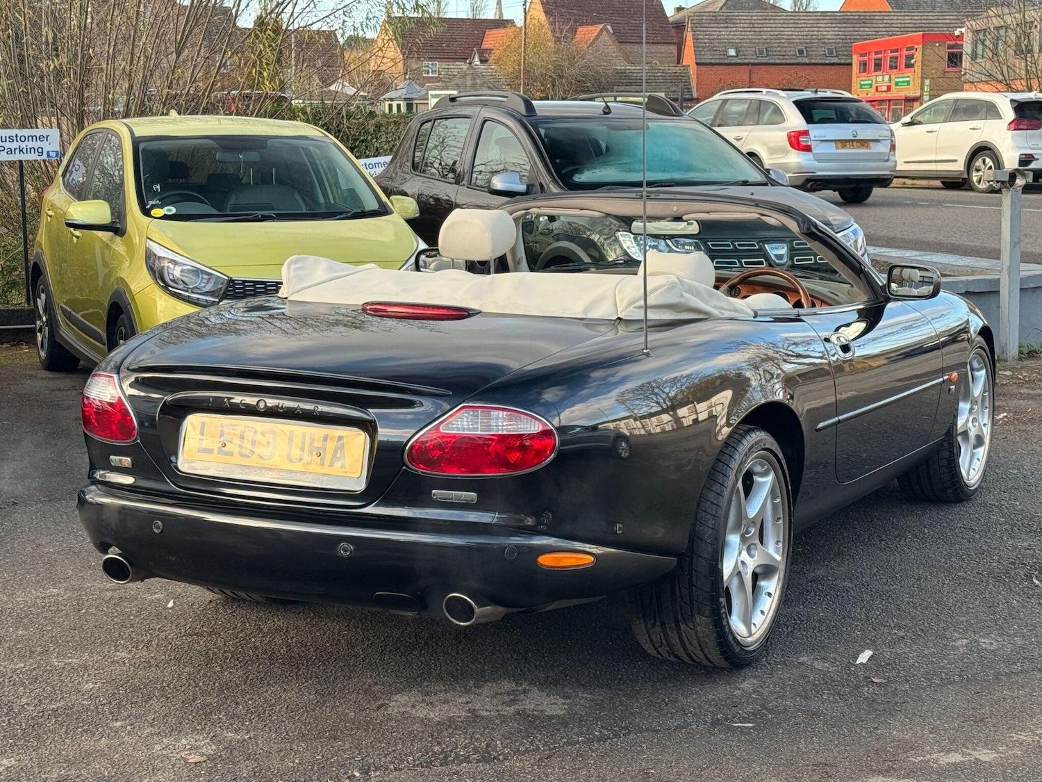 Used Jaguar XKR 2008 for sale - 76936061: Photo 3