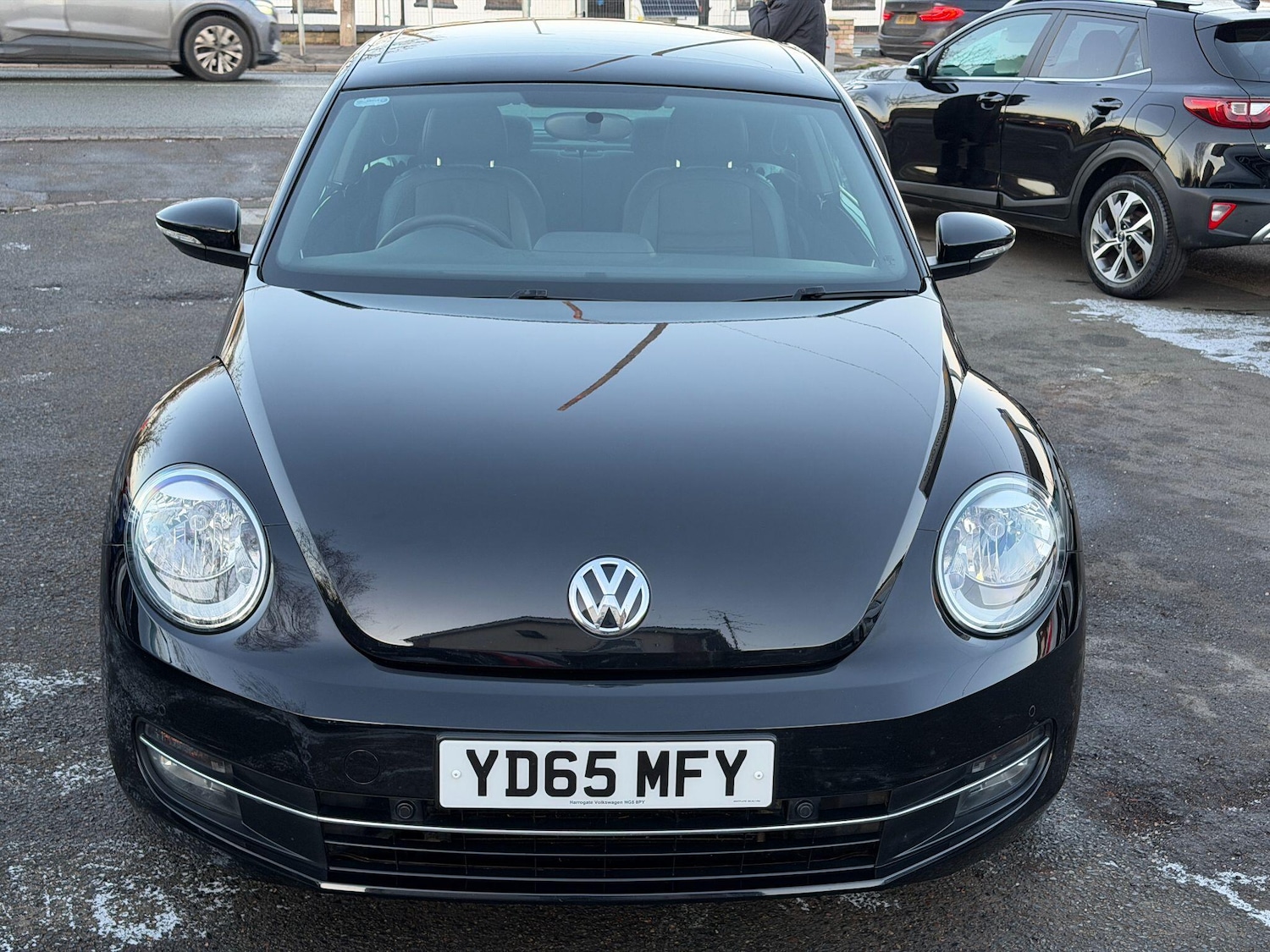 Used Volkswagen Beetle 2015 for sale - 77109022: Photo 2