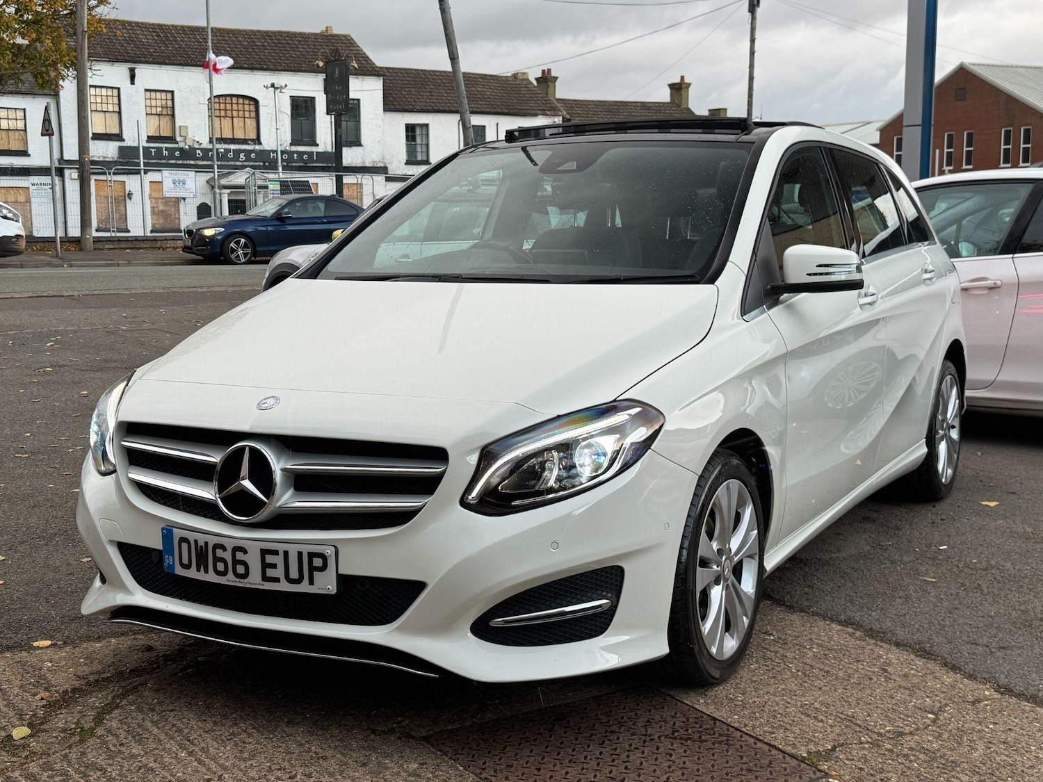 Used Mercedes-Benz B Class 2017 for sale - 76936242: Photo 4