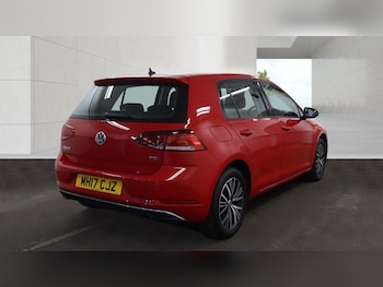 Used Volkswagen Golf 2017 for sale - 79452429: Photo