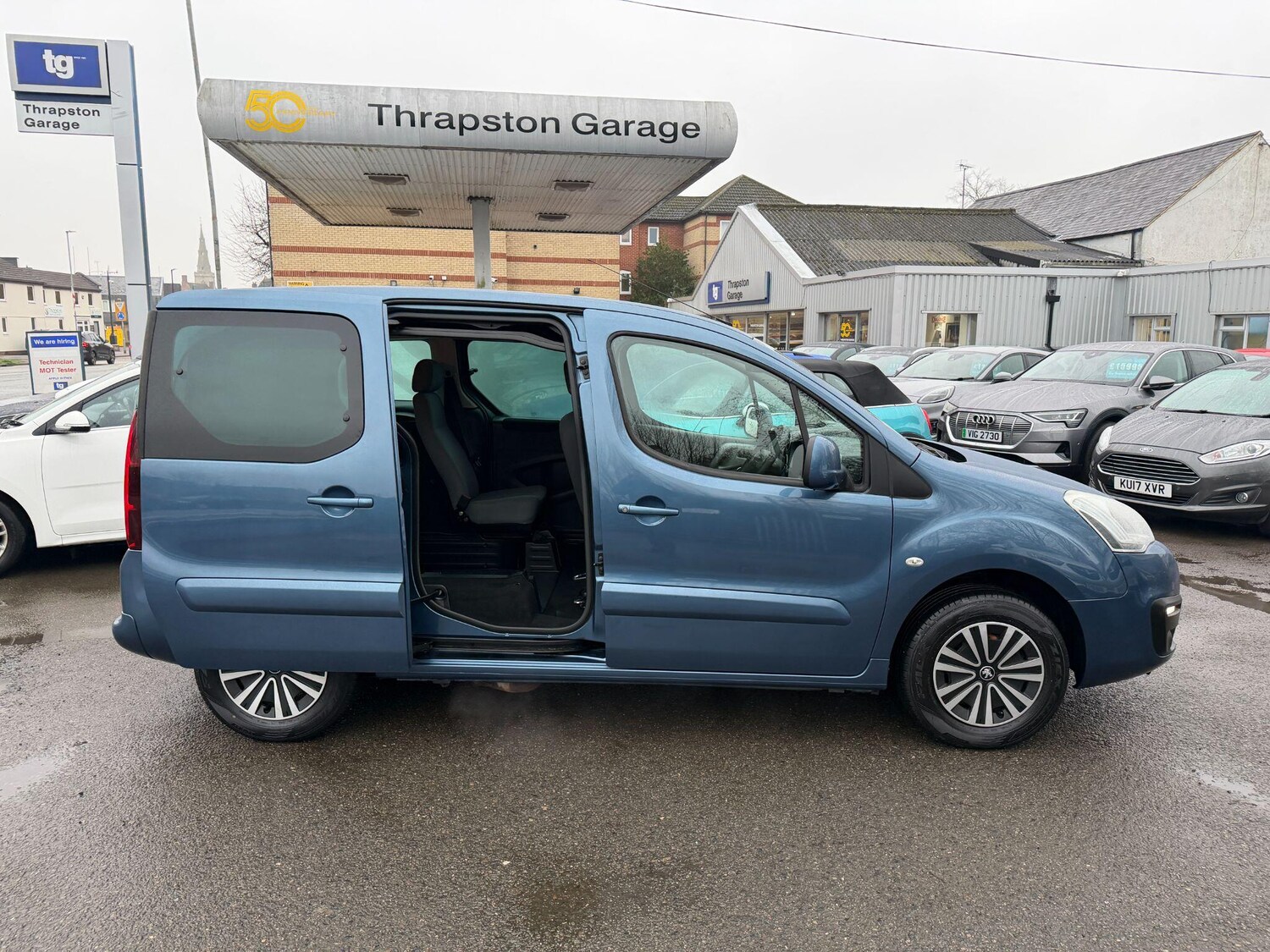 Used Peugeot Partner Tepee 2016 for sale - 77454870: Photo 12