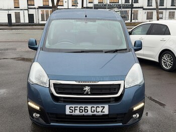 Used Peugeot Partner Tepee 2016 for sale - 77454870: Photo