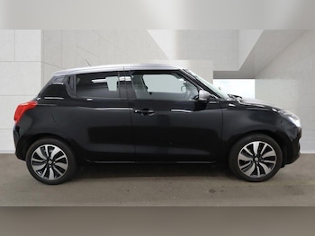 Used Suzuki Swift 2017 for sale - 79362152: Photo