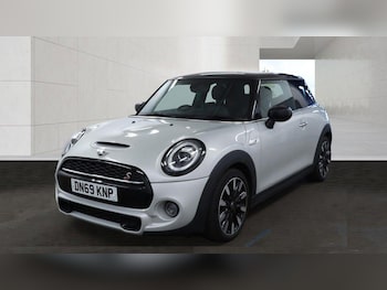 Used MINI Hatch 2019 for sale - 79520630: Photo
