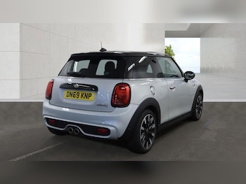 Used MINI Hatch 2019 for sale - 79520630: Photo