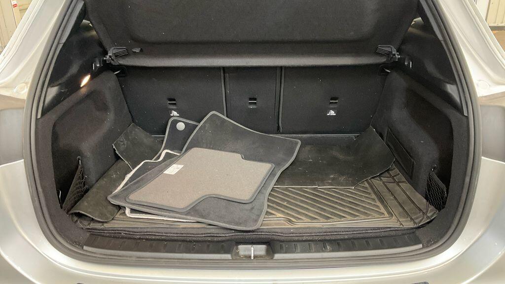 Used Mercedes-Benz GLA 2020 for sale - 78034132: Photo 10