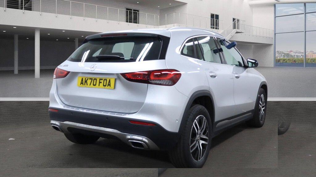 Used Mercedes-Benz GLA 2020 for sale - 78034132: Photo 3