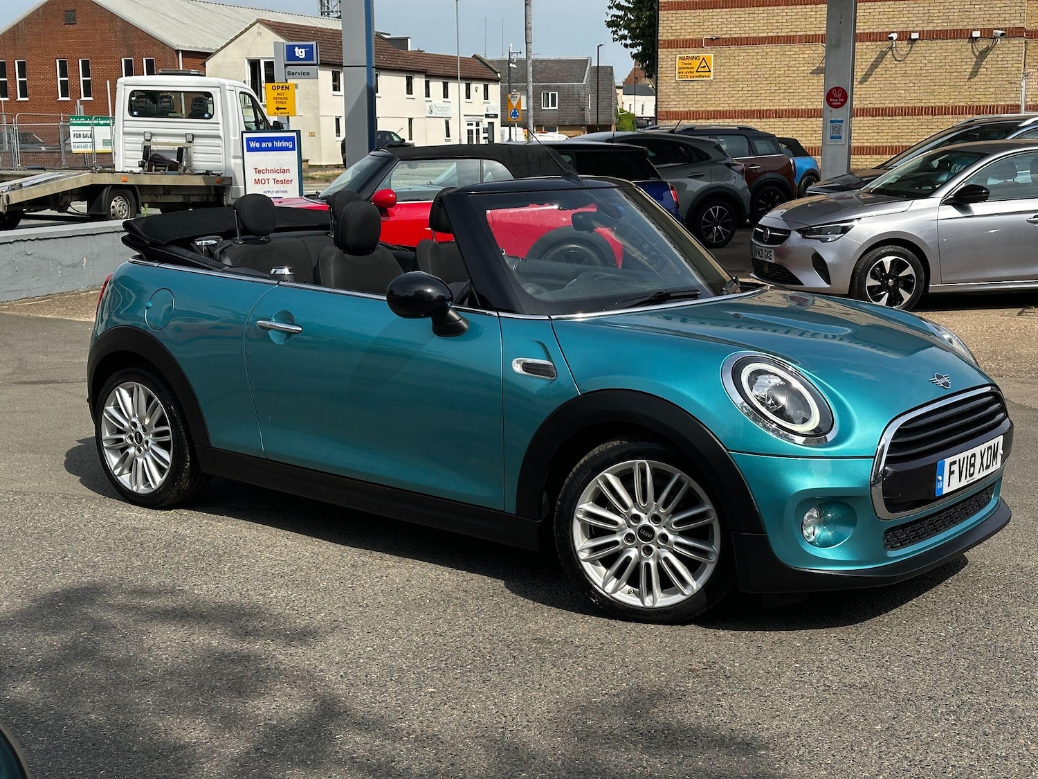 Used MINI Convertible 2018 for sale - 76936550: Photo 10