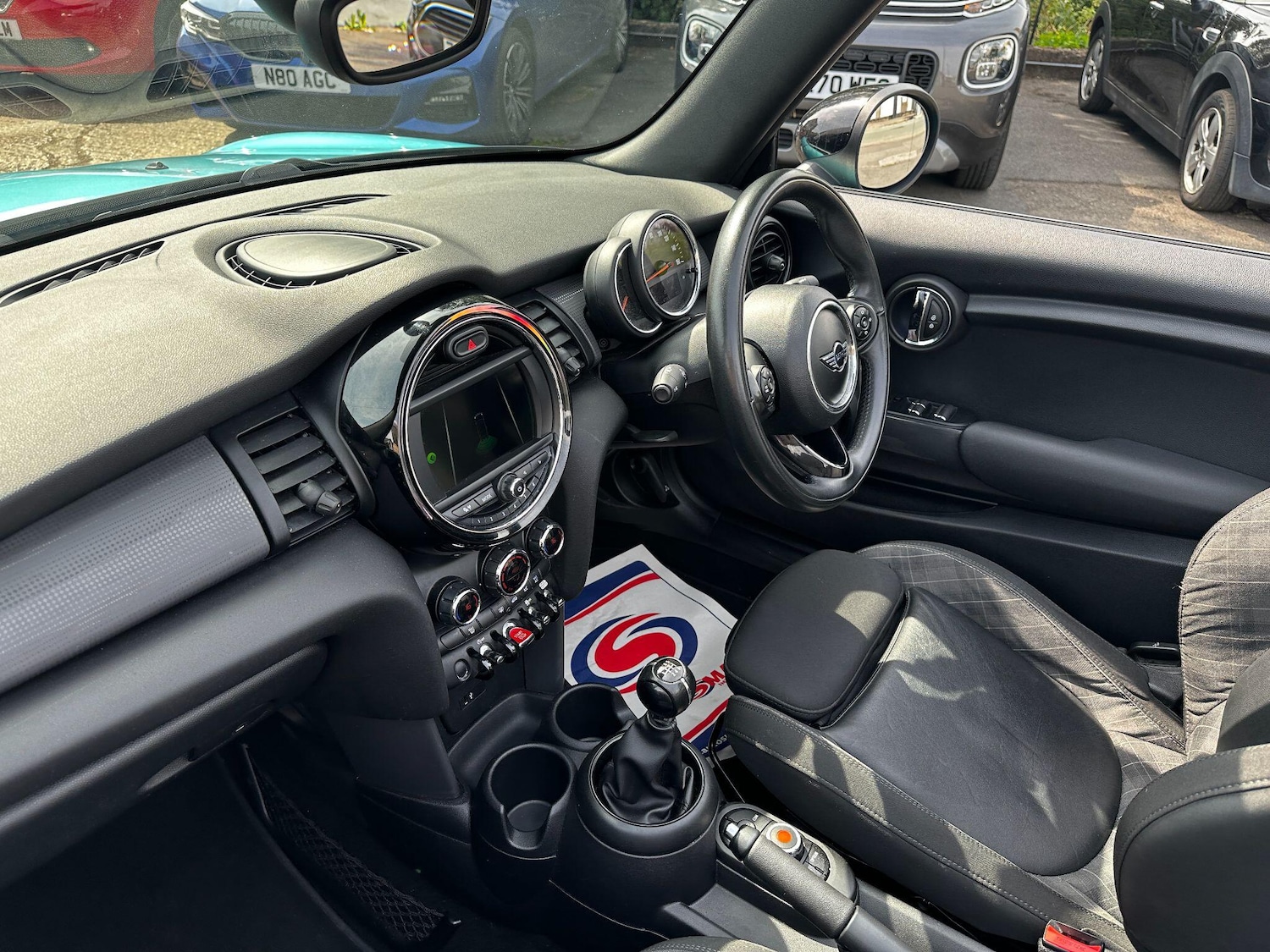 Used MINI Convertible 2018 for sale - 76936550: Photo 23