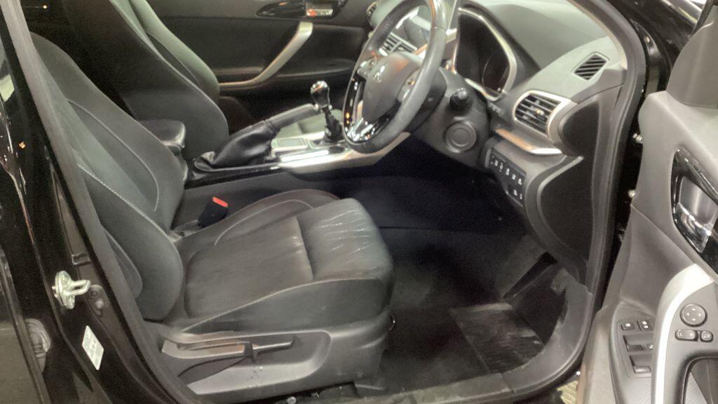 Used Mitsubishi Eclipse Cross 2018 for sale - 76935760: Photo 8