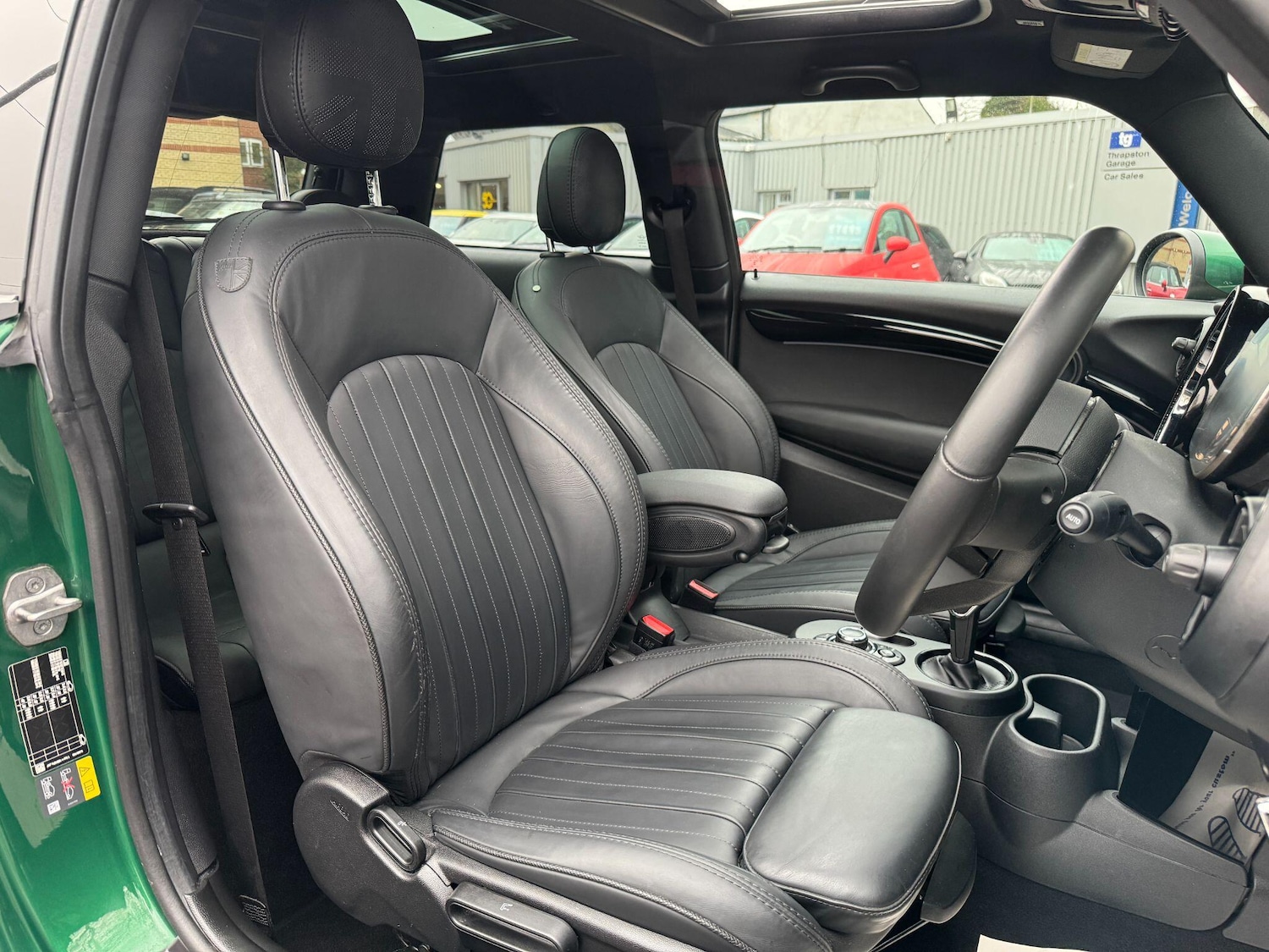 Used MINI Hatch 2021 for sale - 76936604: Photo 10