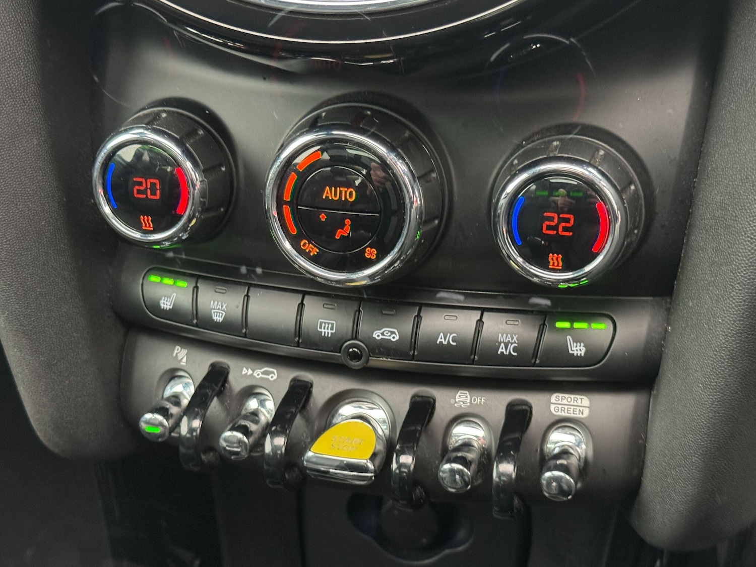 Used MINI Hatch 2021 for sale - 76936604: Photo 15