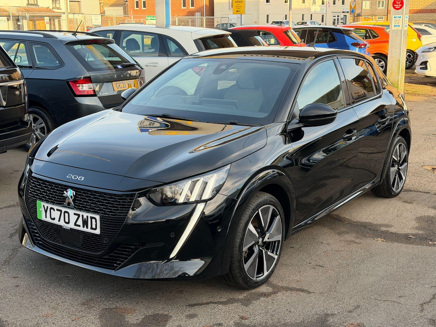 Used Peugeot 208 2020 for sale - 76936738: Photo 4