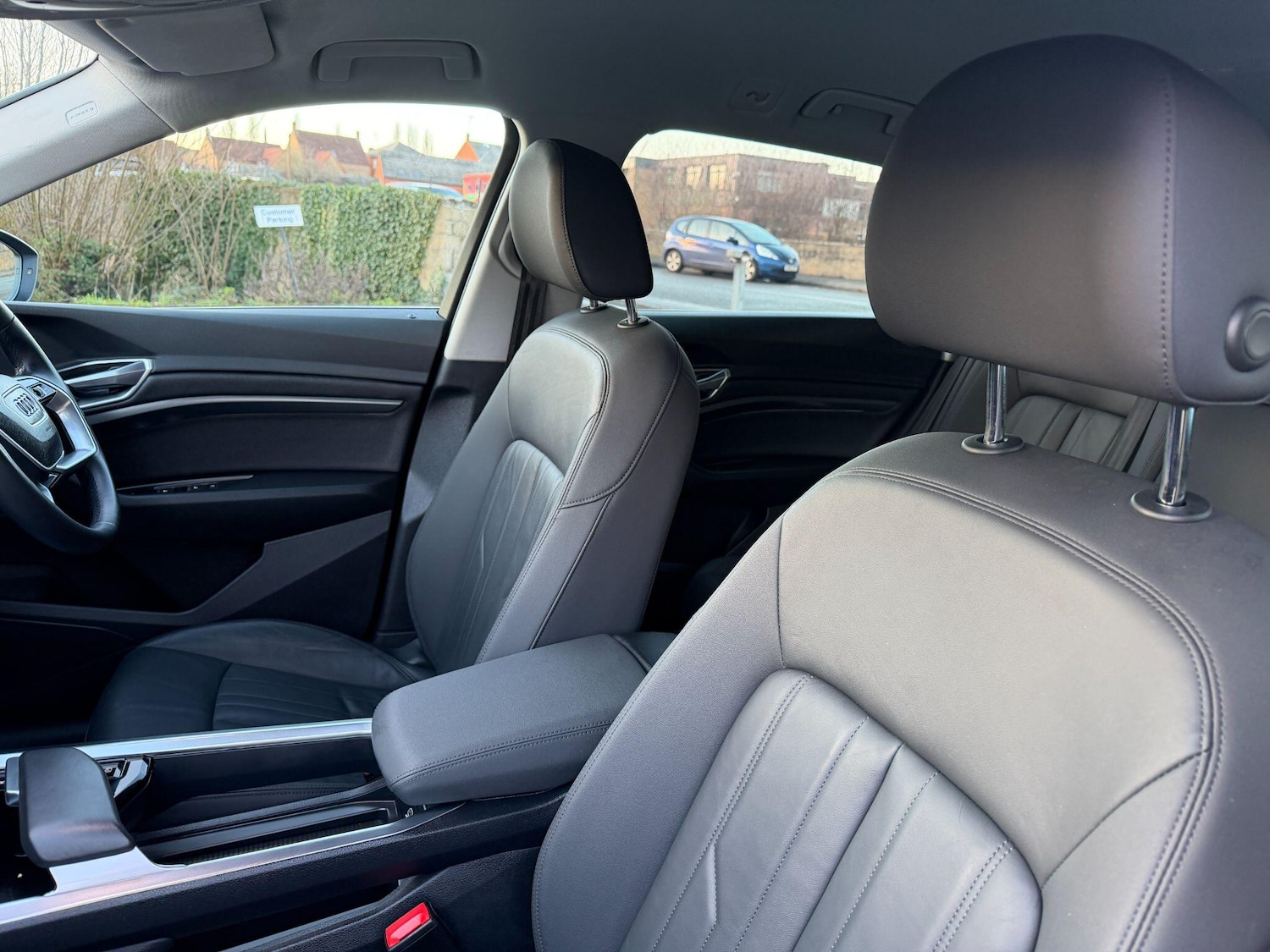 Used Audi e-tron 2020 for sale - 77425537: Photo 16