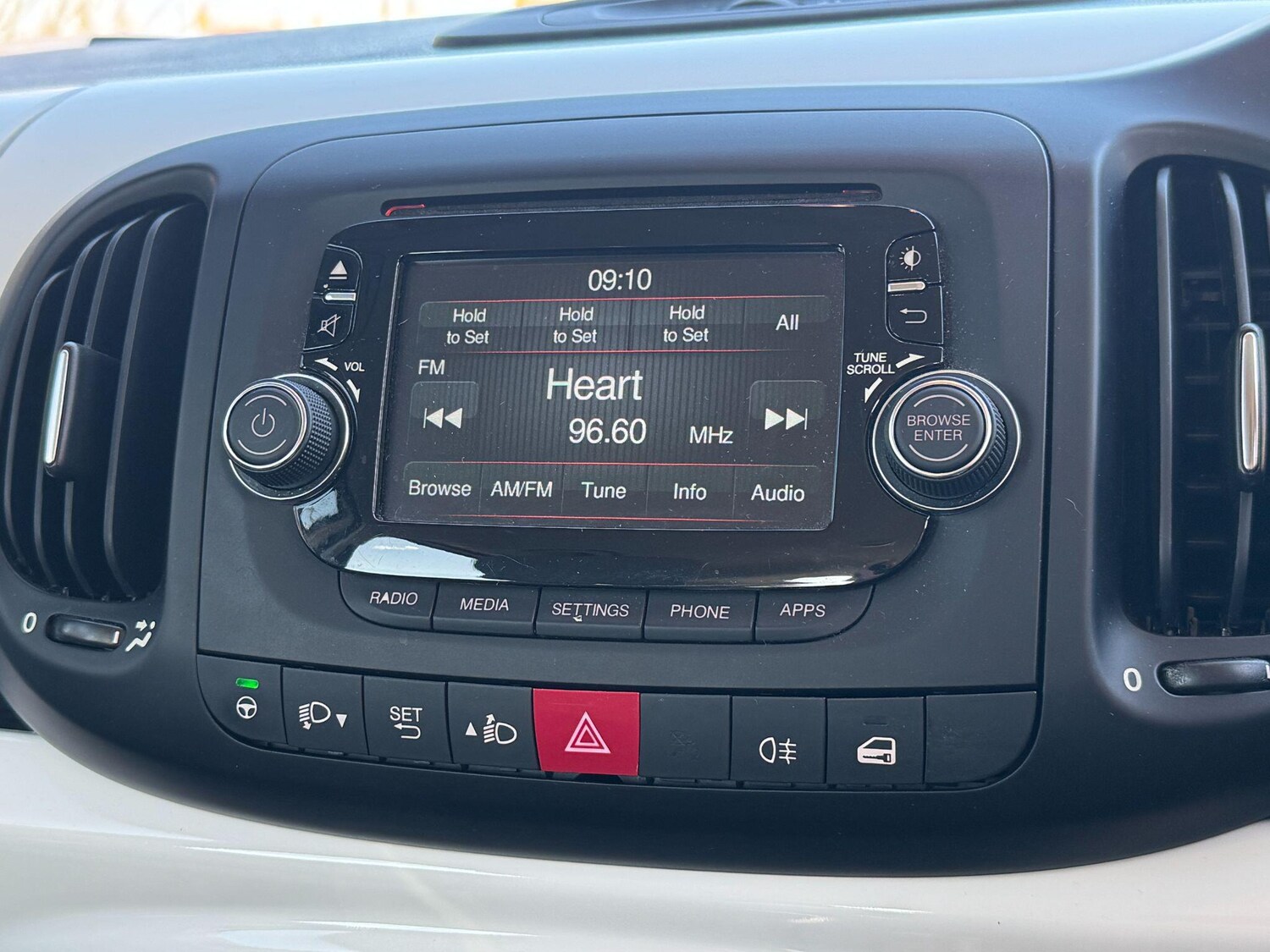 Used Fiat 500L 2016 for sale - 77940707: Photo 11