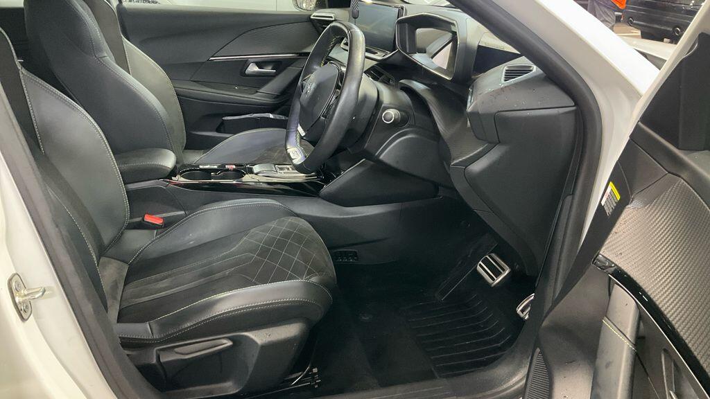 Used Peugeot 208 2022 for sale - 77074503: Photo 9