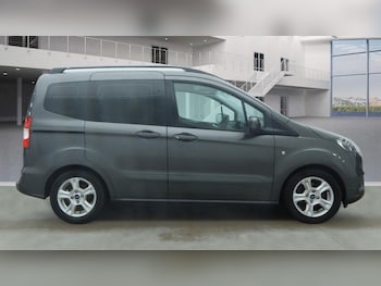 Used Ford Tourneo Courier 2019 for sale - 77537866: Photo