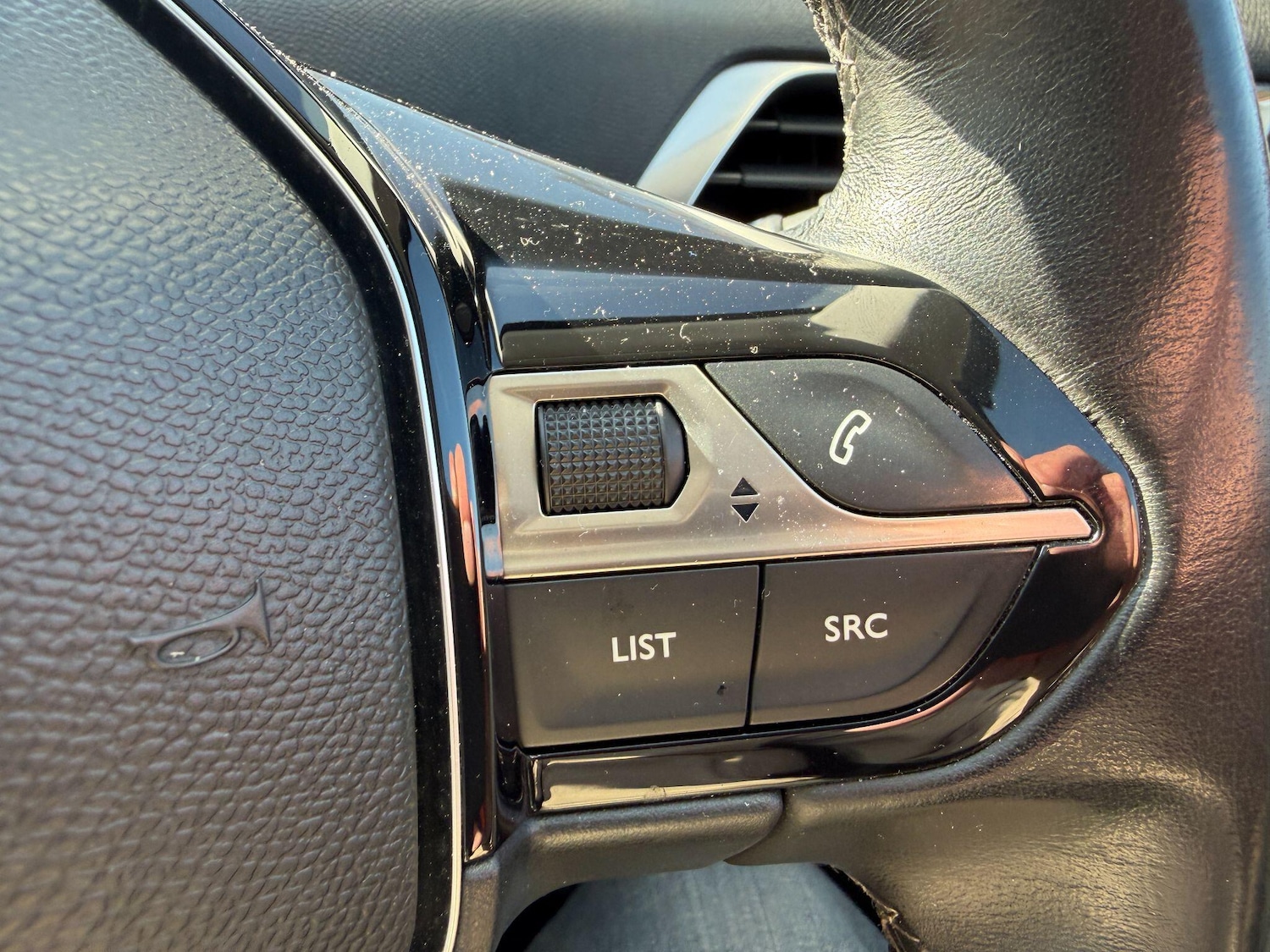 Used Peugeot 3008 for sale - 77978309: Photo 23