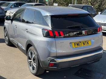 Used Peugeot 3008 2017 for sale - 77978309: Photo