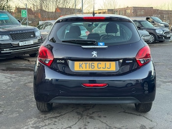 Used Peugeot 208 2016 for sale - 76994831: Photo