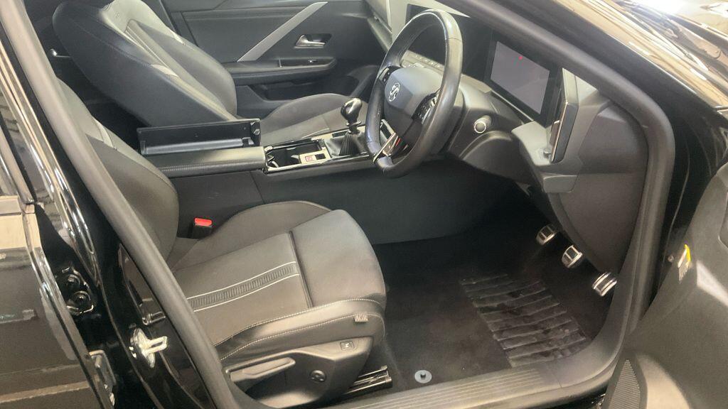 Used Vauxhall Astra 2023 for sale - 77970042: Photo 9