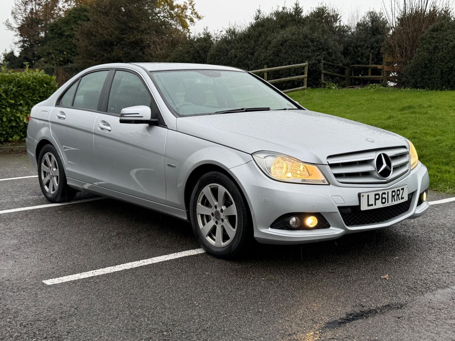 Used Mercedes-Benz C Class 2012 for sale - 76780565: Photo 1