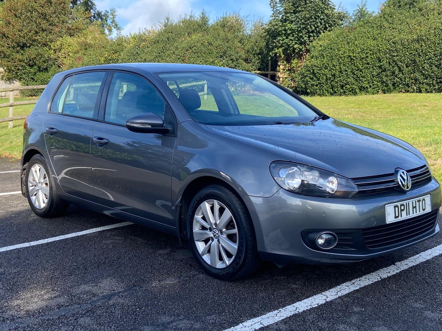 Used Volkswagen Golf 2011 for sale - 76753008: Photo 1