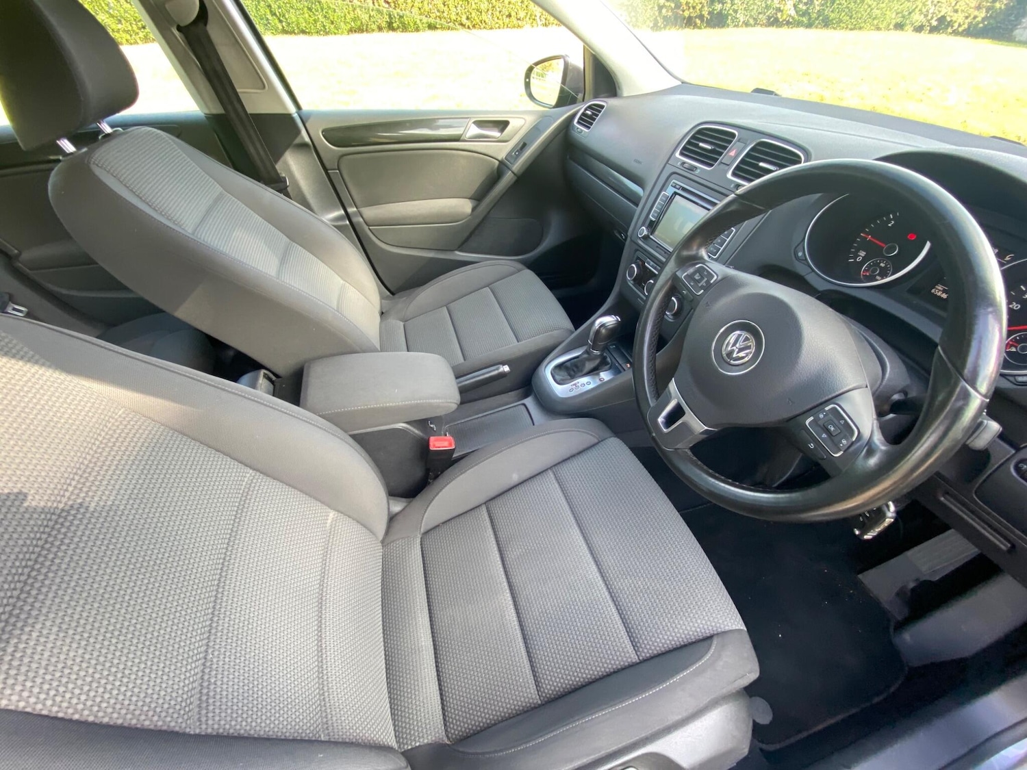 Used Volkswagen Golf 2011 for sale - 76753008: Photo 21