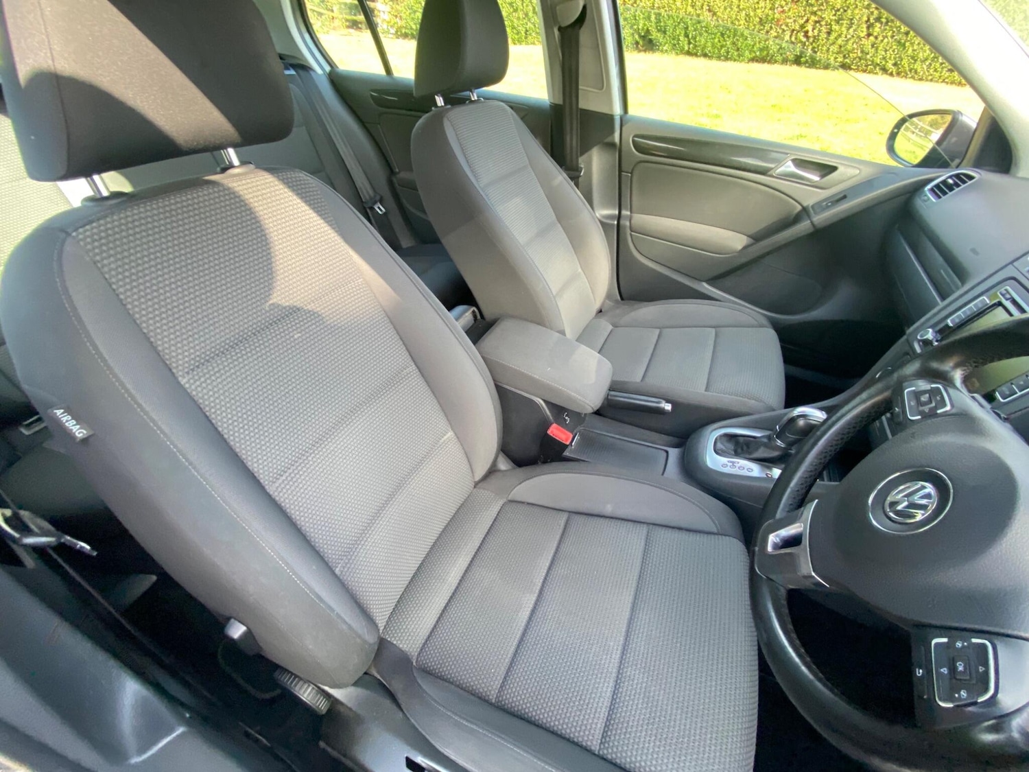 Used Volkswagen Golf 2011 for sale - 76753008: Photo 22