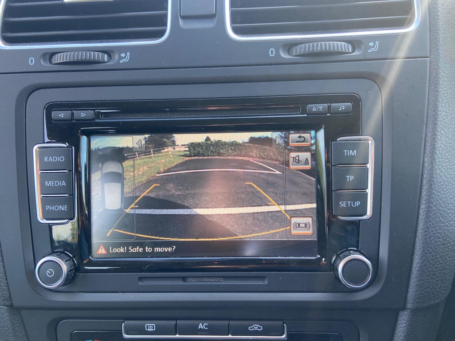 Used Volkswagen Golf 2011 for sale - 76753008: Photo 29