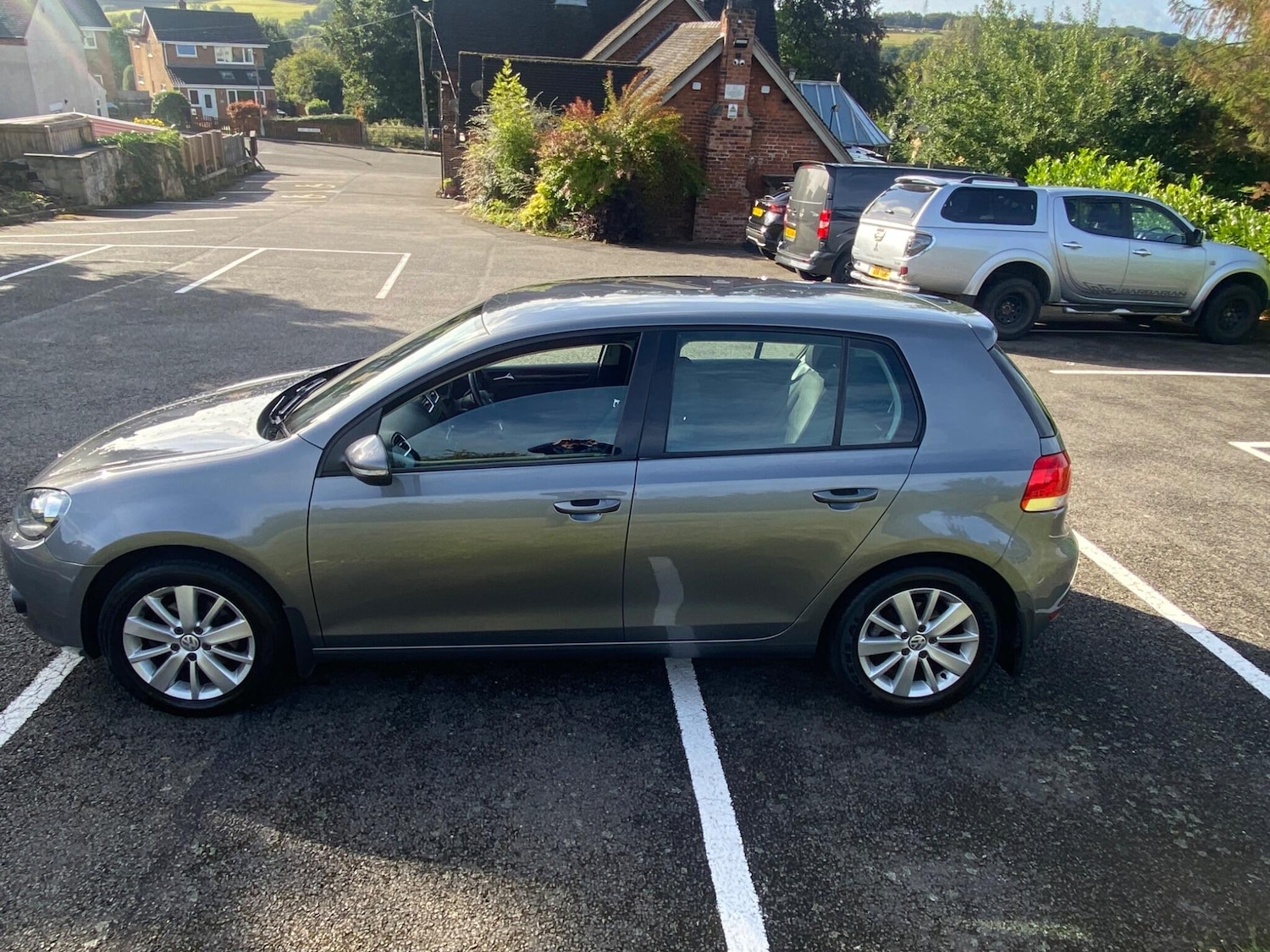 Used Volkswagen Golf 2011 for sale - 76753008: Photo 4