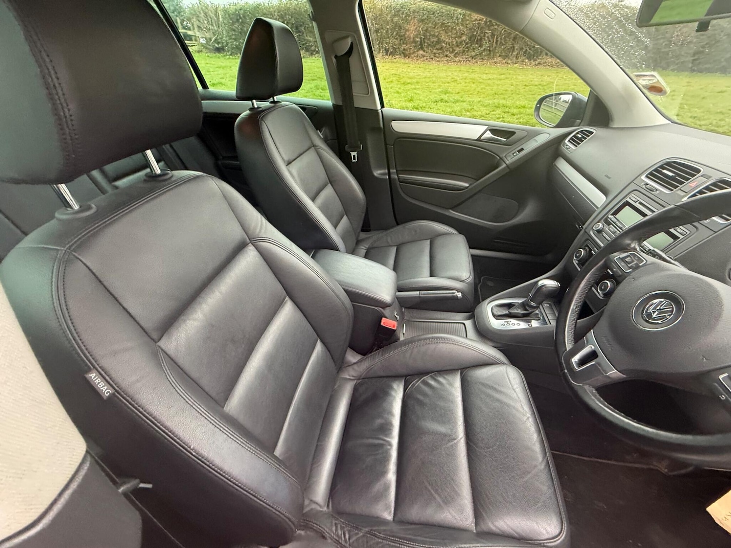 Used Volkswagen Golf 2011 for sale - 77970073: Photo 18