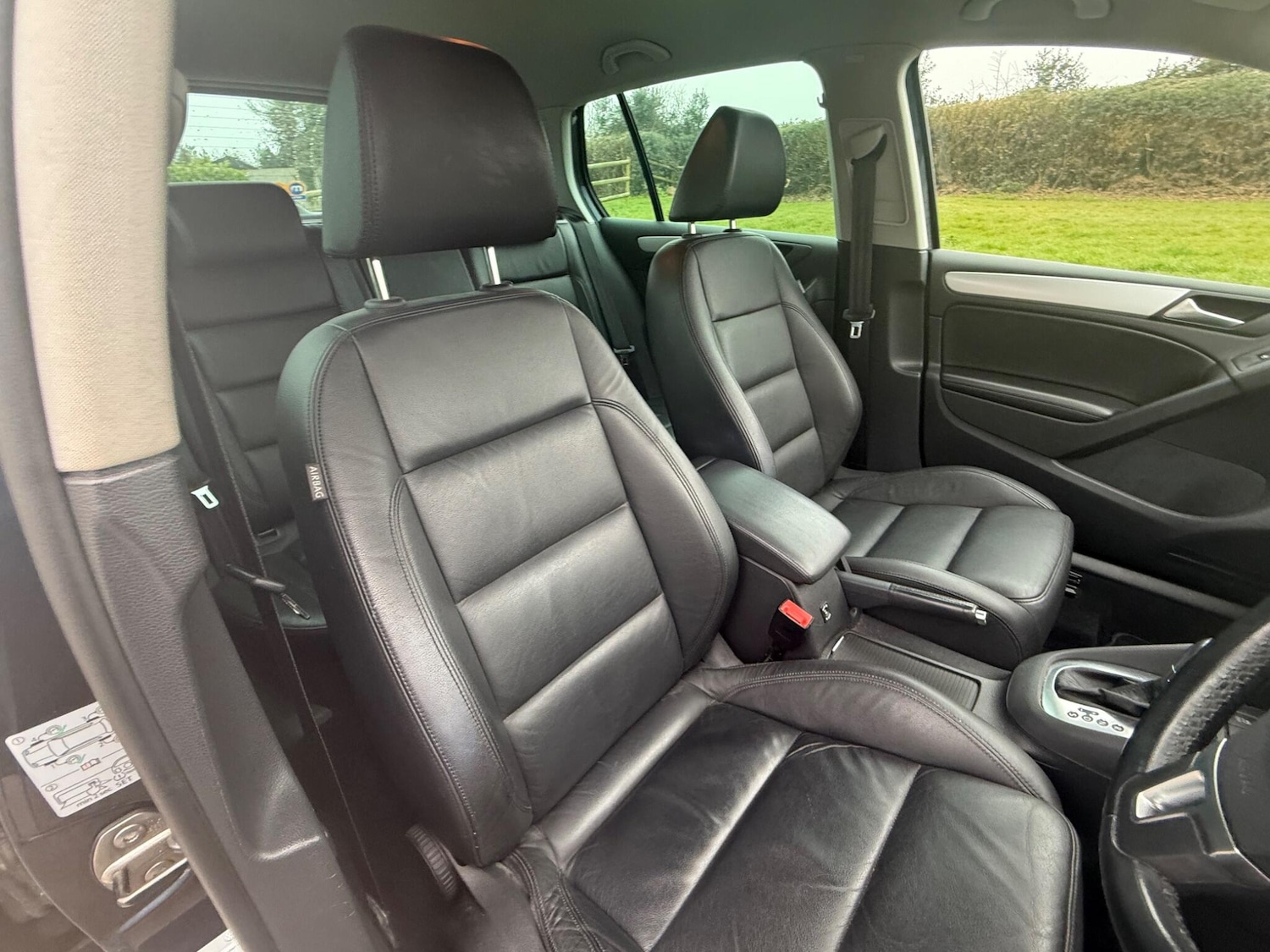 Used Volkswagen Golf 2011 for sale - 77970073: Photo 19