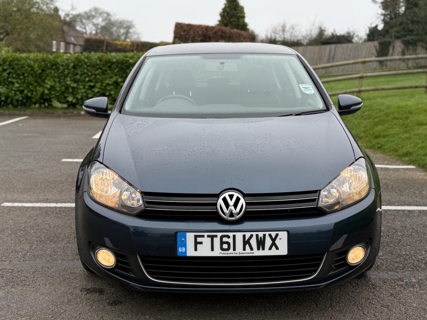 Used Volkswagen Golf 2011 for sale - 77970073: Photo 2