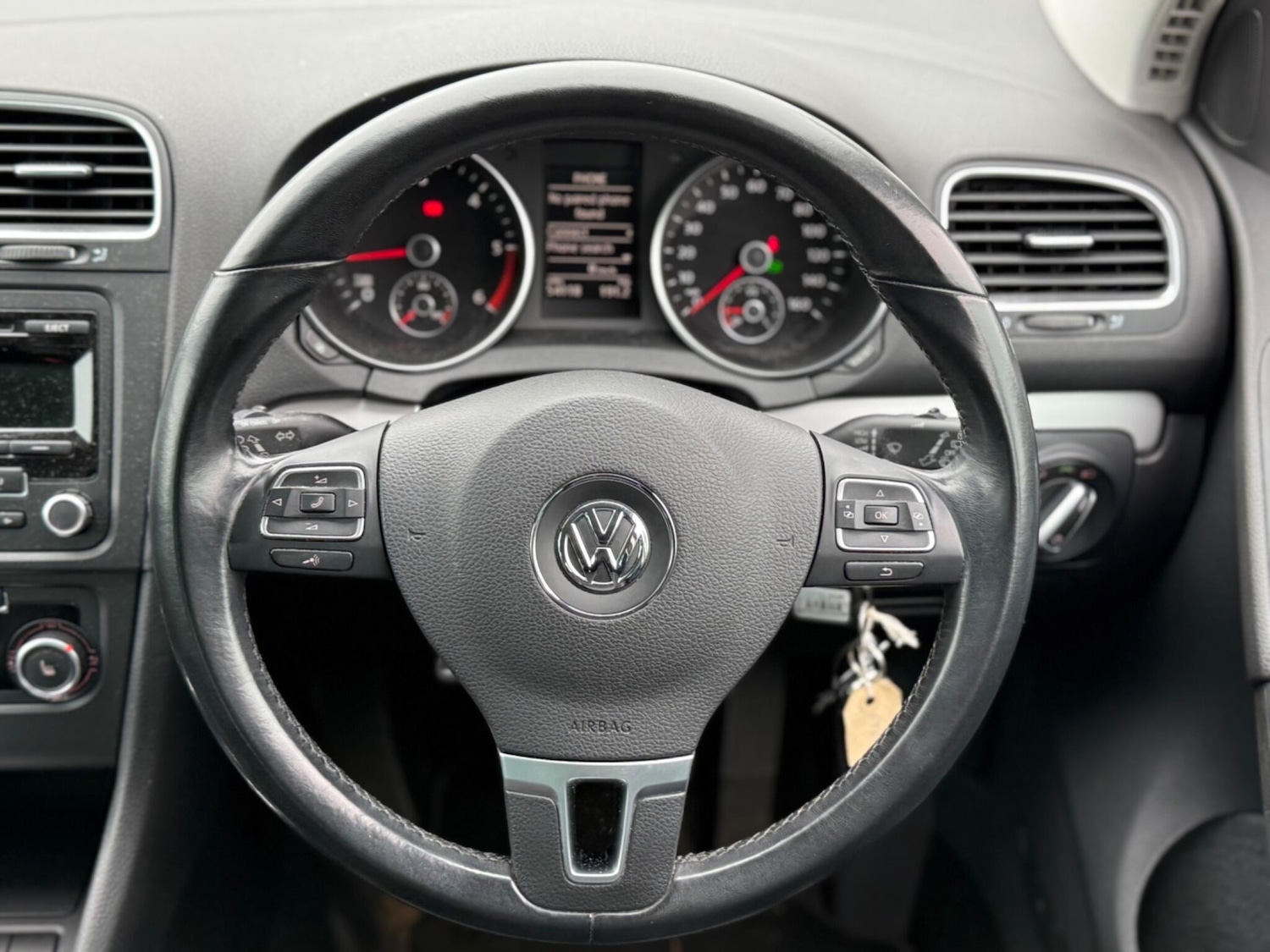 Used Volkswagen Golf 2011 for sale - 77970073: Photo 29