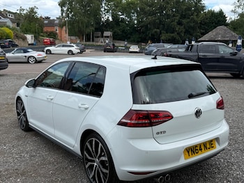 Used Volkswagen Golf 2014 for sale - 79426575: Photo
