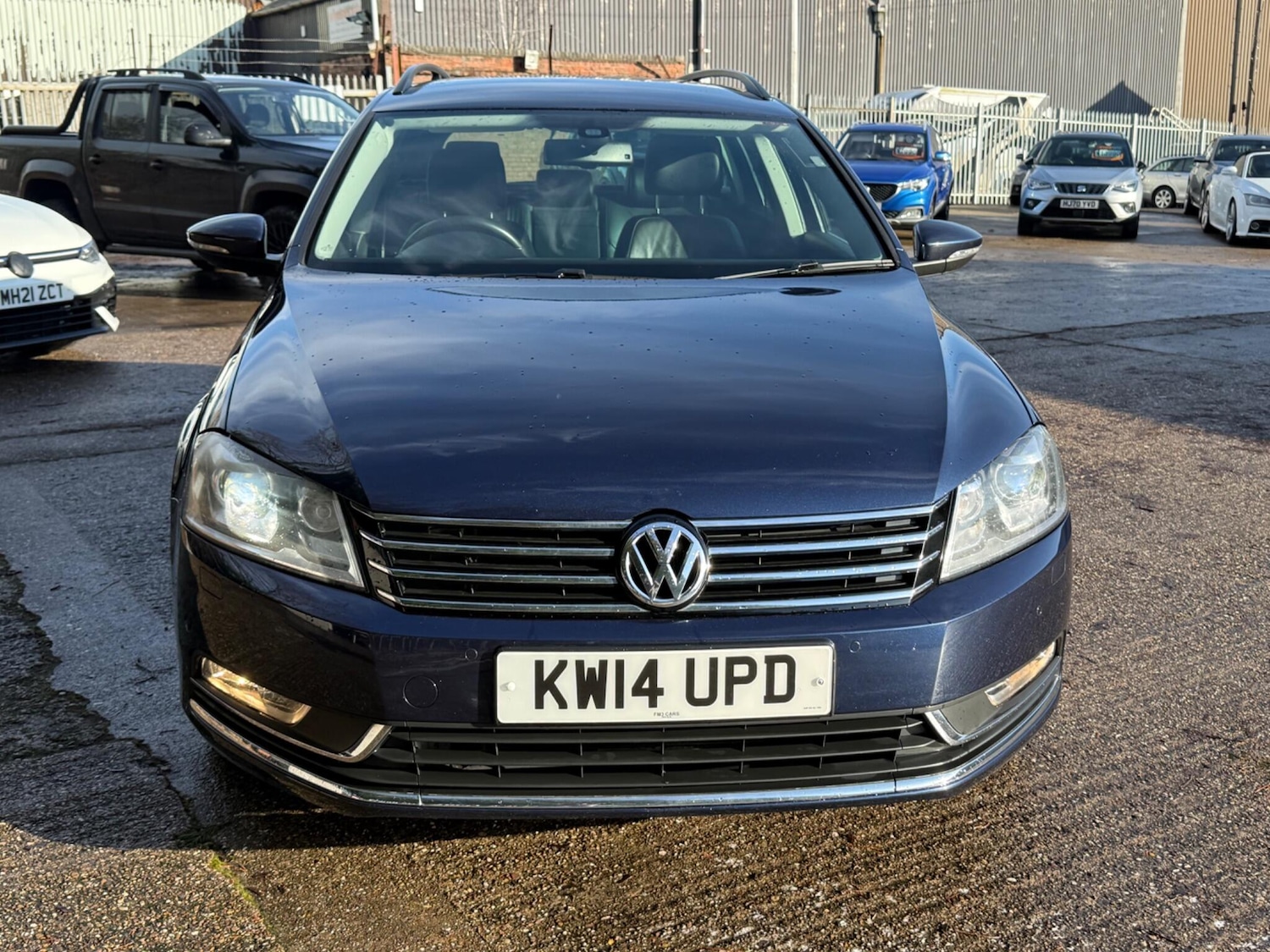 Used Volkswagen Passat 2014 for sale - 77238219: Photo 2