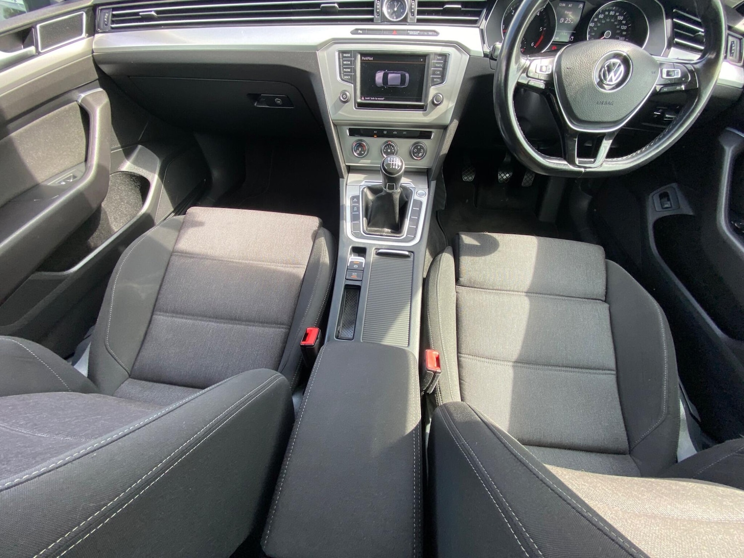 Used Volkswagen Passat 2015 for sale - 76539596: Photo 18