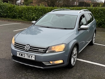 Used Volkswagen Passat 2013 for sale - 77425455: Photo