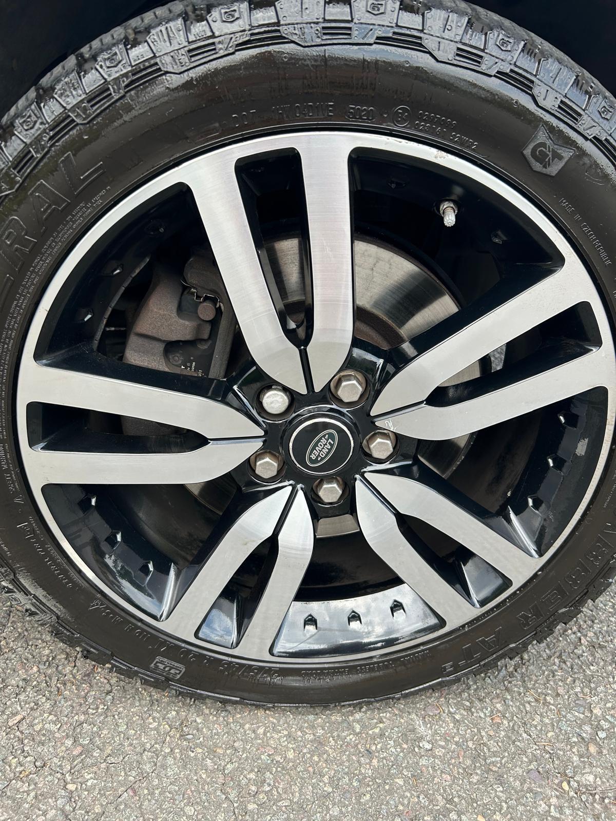 Used Land Rover Discovery 2015 for sale - 76539601: Photo 14