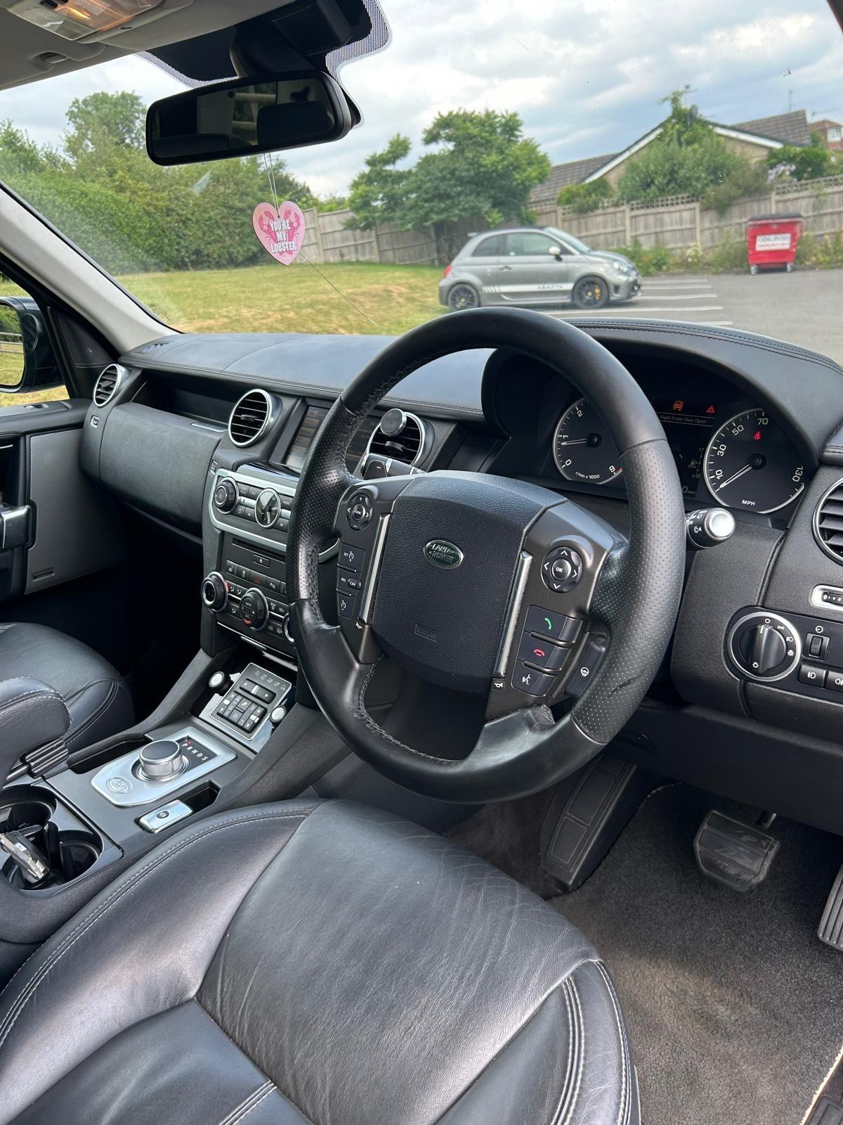 Used Land Rover Discovery 2015 for sale - 76539601: Photo 21