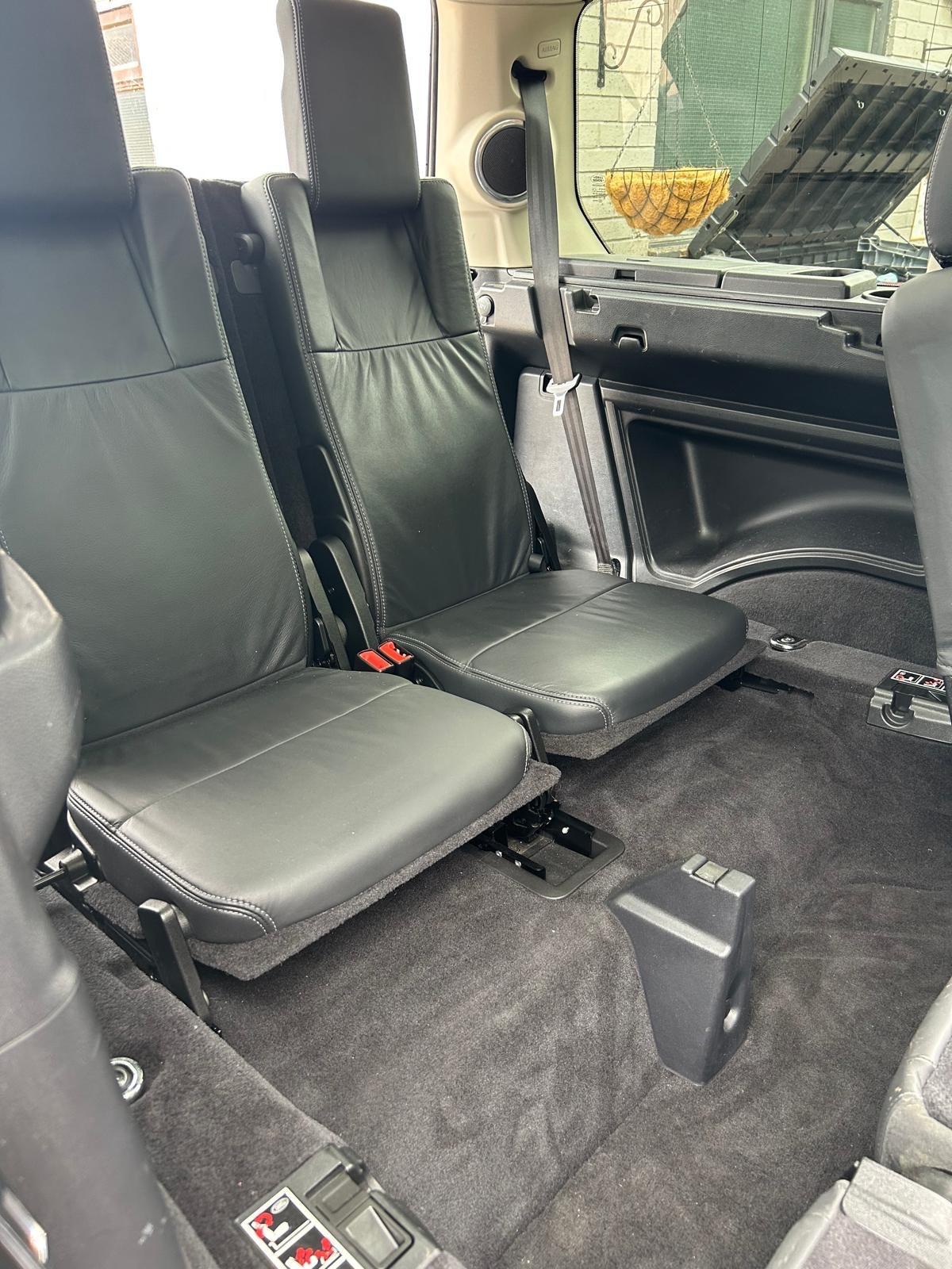 Used Land Rover Discovery 2015 for sale - 76539601: Photo 8