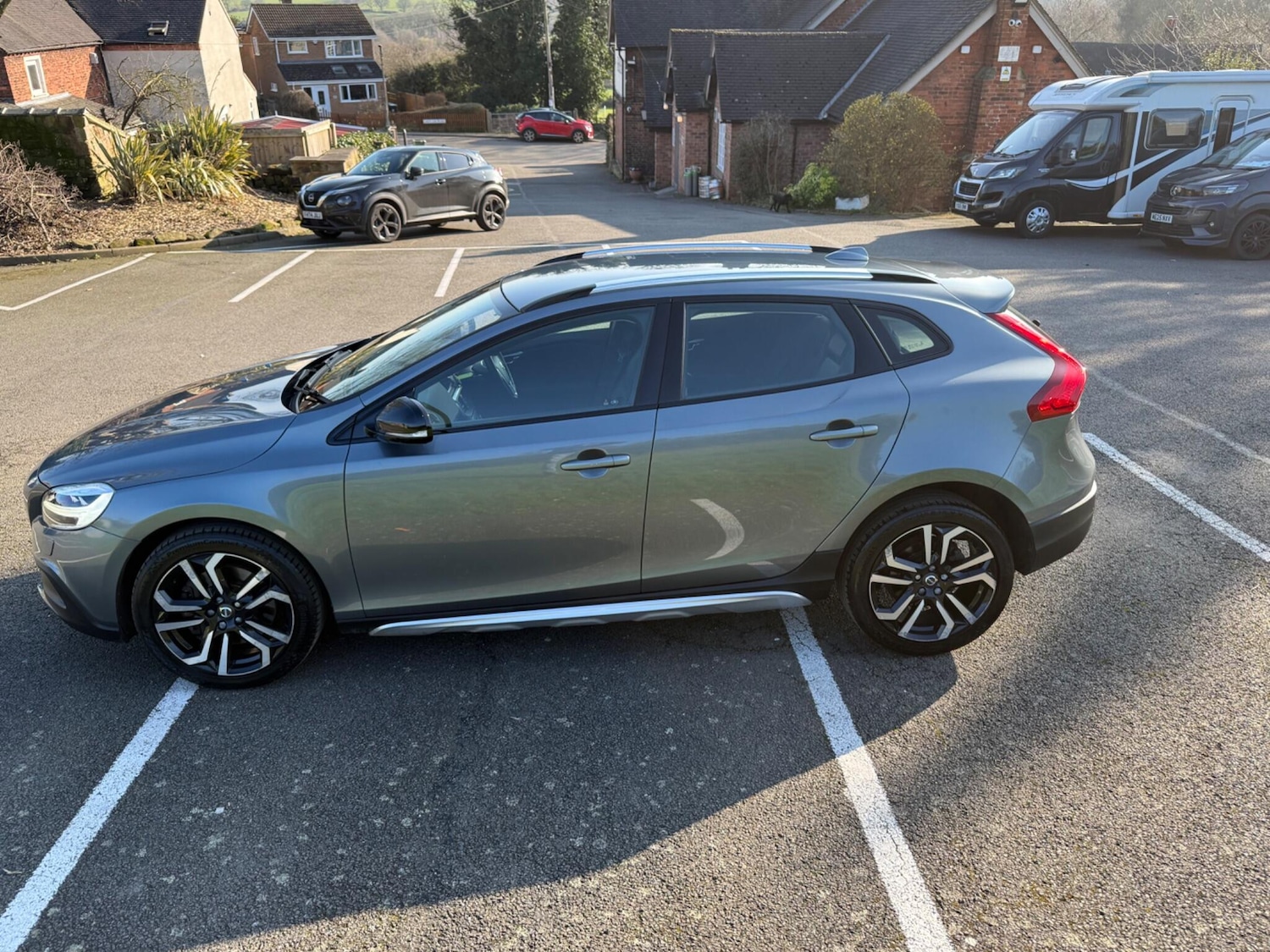 Used Volvo V40 Cross Country for sale - 77753716: Photo 11