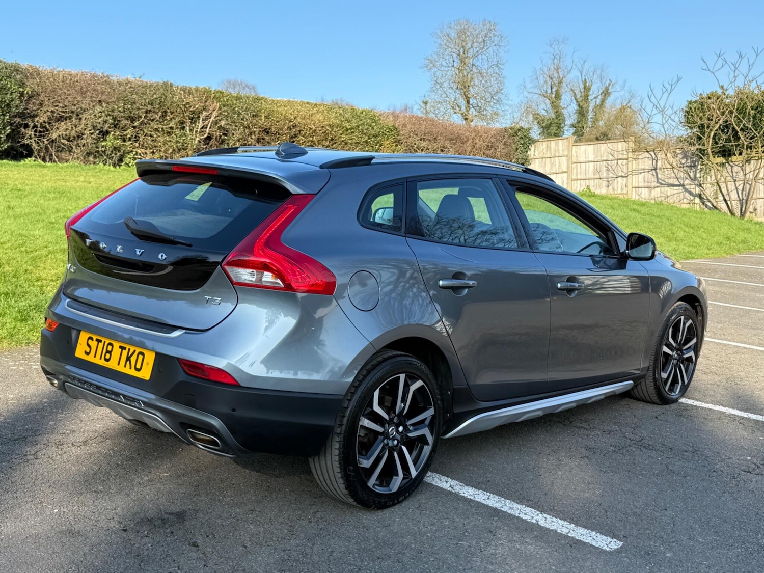 Used Volvo V40 Cross Country for sale - 77753716: Photo 18